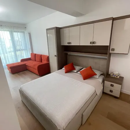 Apartamento Queens Năvodari